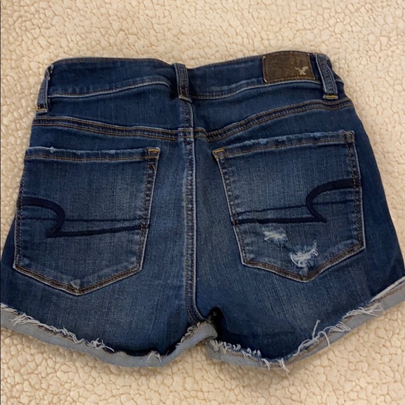 American Eagle High-Rise Jean Shorts - Picture 2 of 4